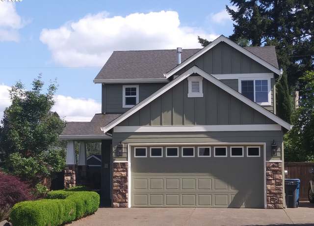 Property at 3868 2nd St, Hubbard, OR 97032, 3 beds, 2.5 baths