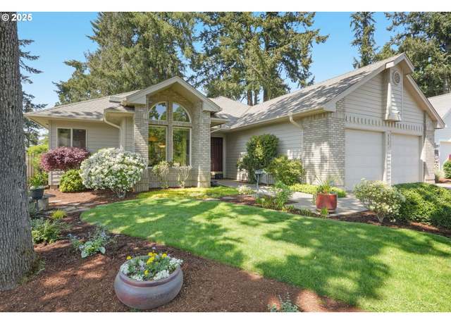 Property at 615 Shelokum Dr, Silverton, OR 97381, 3 beds, 2 baths