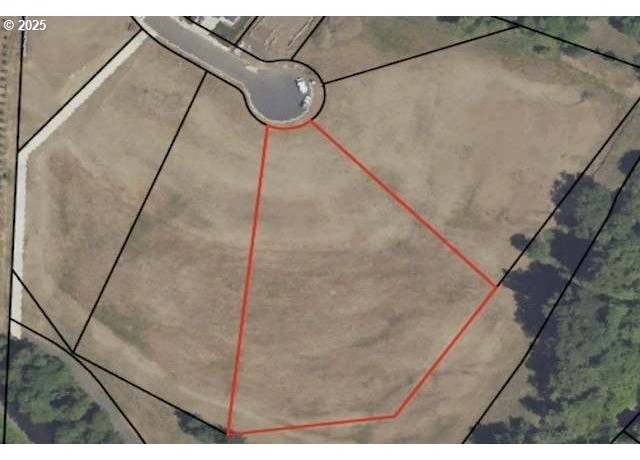 Property at 493 SW Oregon Falls Dr, Dallas, OR 97338