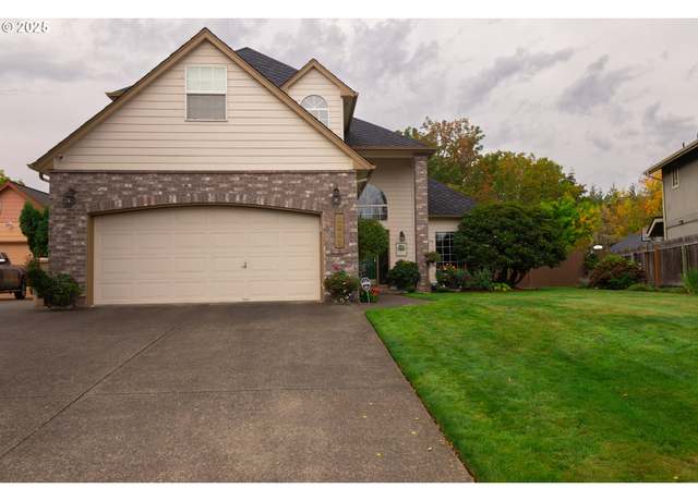 Property at 2242 Chicago Ct SE, Albany, OR 97322, 4 beds, 2.5 baths