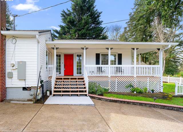 Property at 8920 SW 9th Dr, Portland, OR 97219, 4 beds, 3 baths