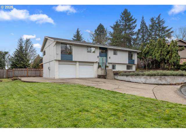 Property at 5468 SE Cornish Ct, Milwaukie, OR 97267, 4 beds, 3 baths