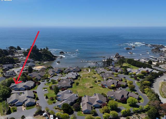 Property at 221 Schooner Bay Dr, Brookings, OR 97415, 3 beds, 2 baths