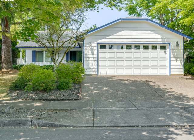 Property at 1761 SW Songbird St, Mcminnville, OR 97128, 3 beds, 2 baths