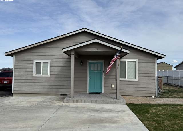 Property at 159 SW Nye Ave, Pendleton, OR 97801, 4 beds, 2 baths
