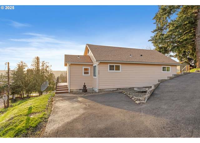Property at 323 Taylor Rd, Kalama, WA 98625, 2 beds, 2 baths
