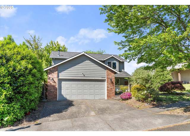 Property at 10931 SE Henderson Dr, Portland, OR 97266, 3 beds, 2.5 baths