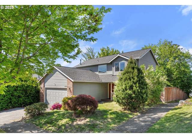 Property at 10931 SE Henderson Dr, Portland, OR 97266, 3 beds, 2.5 baths