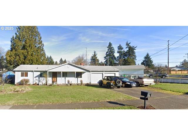 Property at 700 NE 127th Pl, Portland, OR 97230, 3 beds, 1 bath