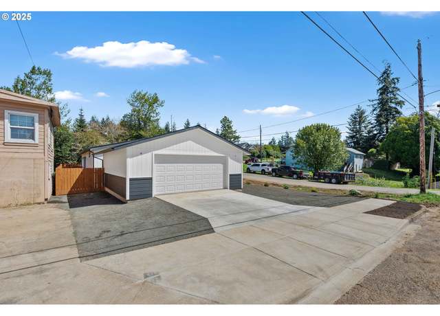 Property at 708 N Elliot, Coquille, OR 97423, 3 beds, 2 baths