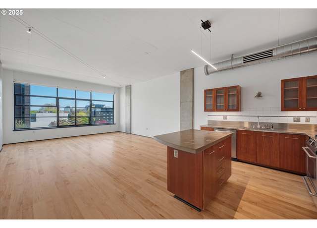 Property at 420 NW 11th Ave #622, Portland, OR 97209, 1 bed, 1 bath