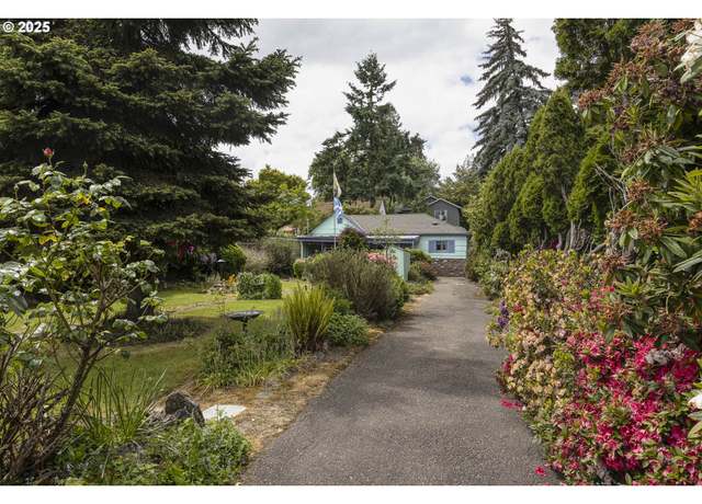 Property at 2325 SE Cottage St, Salem, OR 97301, 1 bed, 1 bath