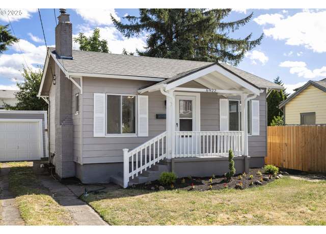 Property at 6922 SE Ramona St, Portland, OR 97206, 2 beds, 1 bath