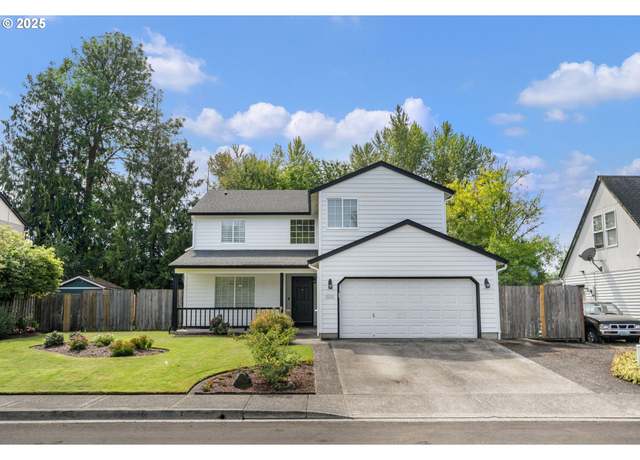 Property at 2111 SW 5th St, Battle Ground, WA 98604, 4 beds, 2.5 baths