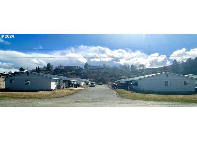 Property at 2765/2751 Myrtle St, Baker City, OR 97814, 20 beds, 8 baths