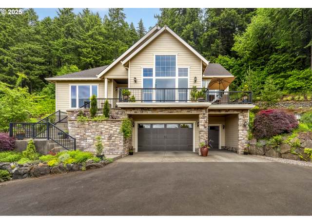 Property at 10448 SE 147th Ave, Happy Valley, OR 97086, 4 beds, 3.5 baths