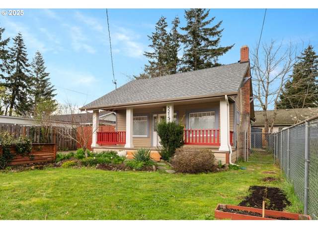 Property at 5215 SE 79th Ave, Portland, OR 97206, 3 beds, 2 baths