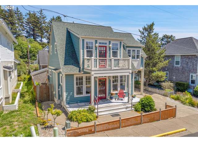 Property at 2746 SW Beach Ave, Lincoln City, OR 97367, 4 beds, 4 baths