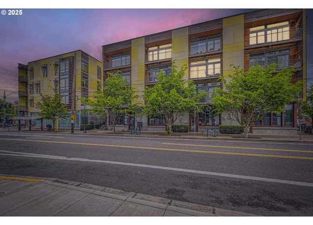 Property at 1455 N Killingsworth St #413, Portland, OR 97217, 1 bed, 1 bath