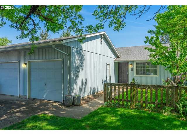 Property at 3807 N Juneau St, Portland, OR 97217, 3 beds, 1 bath