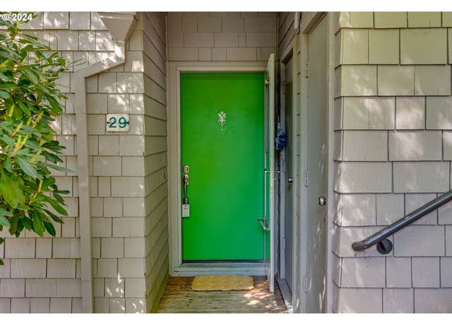 Property at 5858 S Riveridge Ln #29, Portland, OR 97239, 2 beds, 2 baths