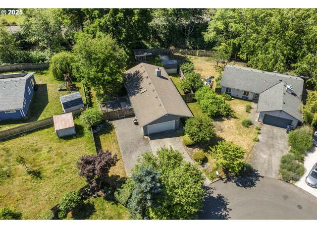 Property at 9115 NE Meadowbrook Cir, Vancouver, WA 98664, 2 beds, 1 bath