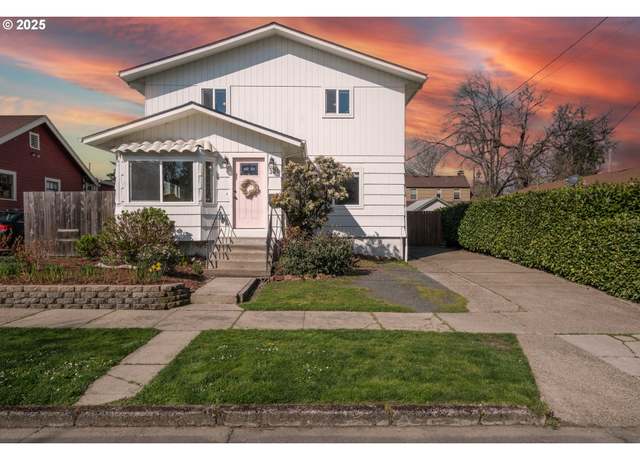 Property at 321 24th St SE, Salem, OR 97301, 4 beds, 2 baths