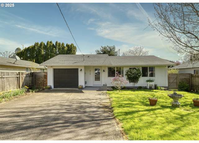 Property at 414 N 7th St, St. Helens, OR 97051, 2 beds, 1 bath