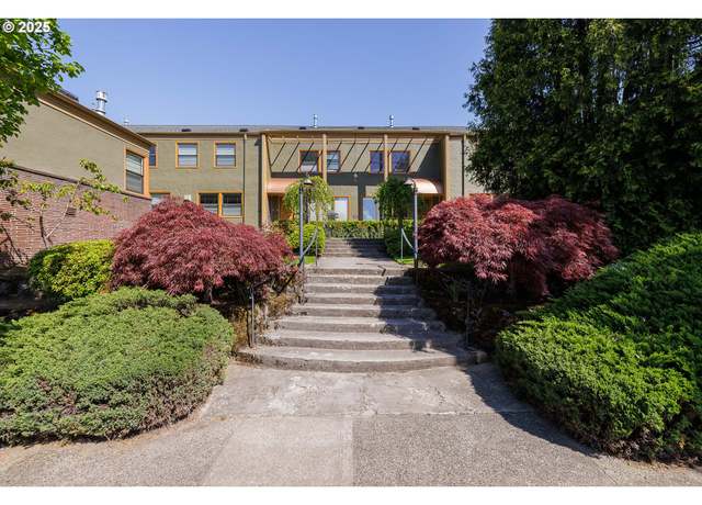 Property at 2025 SE Caruthers St #10, Portland, OR 97214, 1 bed, 1 bath