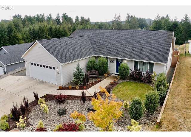 Property at 479 Providence Dr, Reedsport, OR 97467, 3 beds, 2 baths