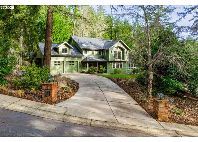 Property at 1731 Estate Dr, Eugene, OR 97405, 4 beds, 3 baths