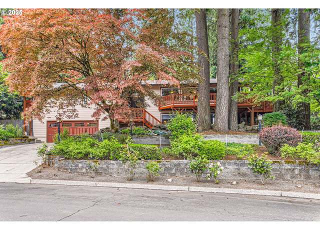 Property at 7206 NE 74th Ave, Vancouver, WA 98662, 6 beds, 3 baths
