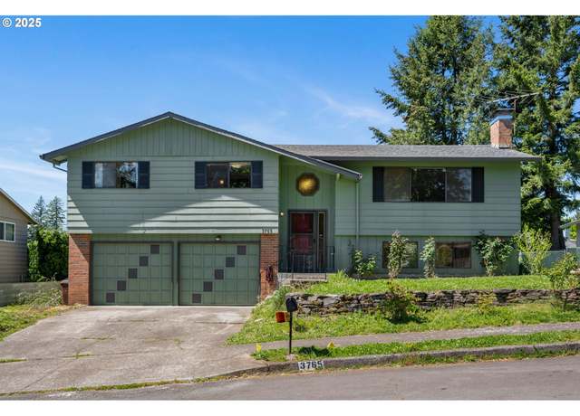 Property at 3765 NE 2nd St, Gresham, OR 97030, 4 beds, 2.5 baths