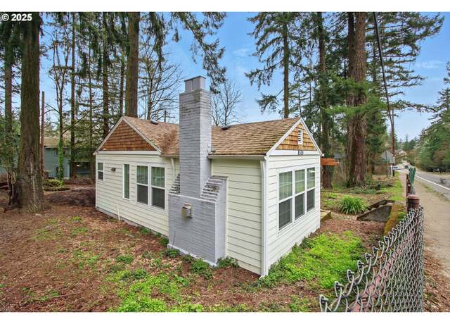 Property at 8535 SW Oleson Rd, Portland, OR 97223, 3 beds, 2 baths