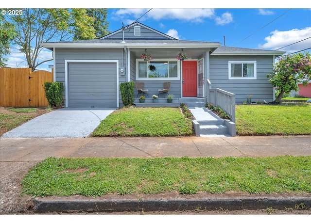 Property at 3924 SE 65th Ave, Portland, OR 97206, 2 beds, 1 bath