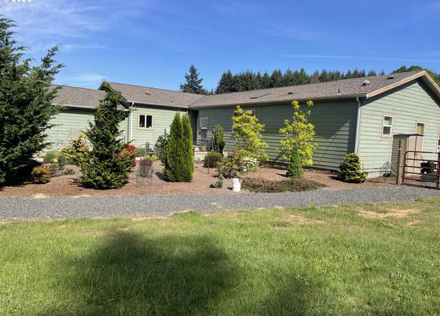 Property at 87065 Thoms Rd, Veneta, OR 97487, 3 beds, 3 baths