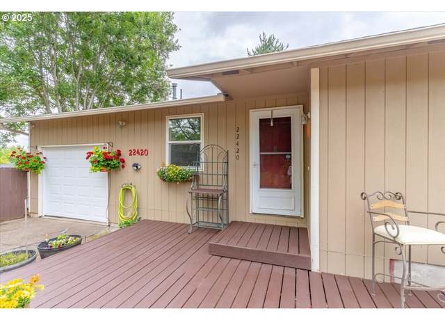 Property at 22420 SW Lower Roy St, Sherwood, OR 97140, 3 beds, 1 bath
