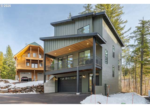 Property at 88264 E Steel Ln, Government Camp, OR 97028, 4 beds, 4.5 baths