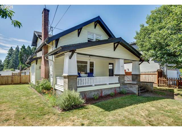 Property at 475 E Arlington St, Gladstone, OR 97027, 4 beds, 2.5 baths