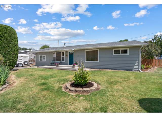 Property at 814 SW 44th St, Pendleton, OR 97801, 5 beds, 2 baths