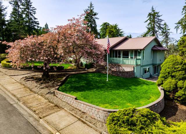 Property at 2495 Wilson Dr, Eugene, OR 97405, 4 beds, 3 baths
