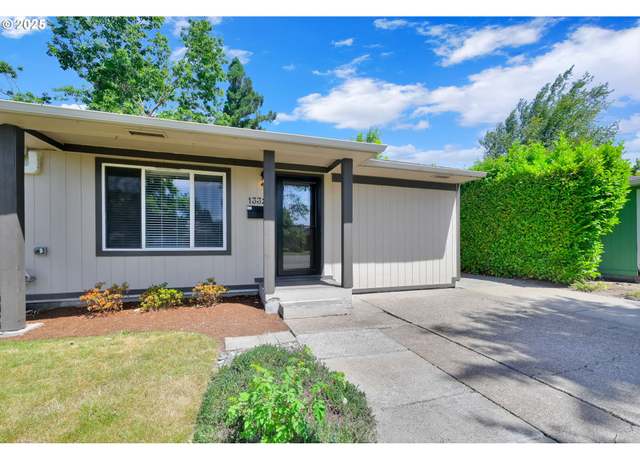 Property at 1332 Centennial Blvd, Springfield, OR 97477, 3 beds, 1 bath