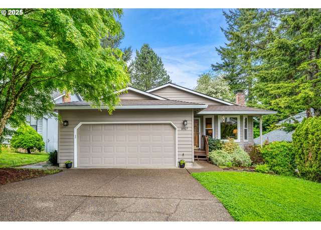 Property at 8927 SW 50th Ave, Portland, OR 97219, 3 beds, 2 baths