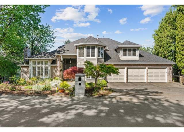 Property at 18280 Delenka Ln, Lake Oswego, OR 97034, 5 beds, 3.5 baths