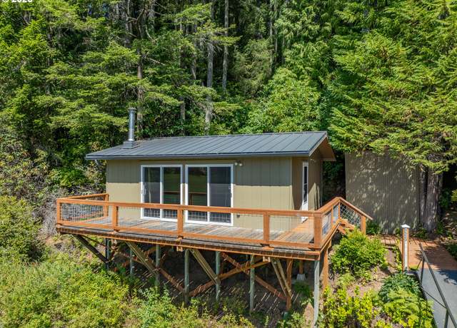 Property at 1523 N Tenmile, Lakeside, OR 97449, 1 bed, 1 bath