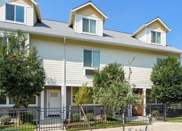 Property at 10831 E Burnside St, Portland, OR 97216, 3 beds, 2.5 baths