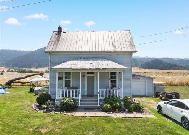 Property at 8771 Tiller Trail Hwy, Canyonville, OR 97417, 4 beds, 2 baths