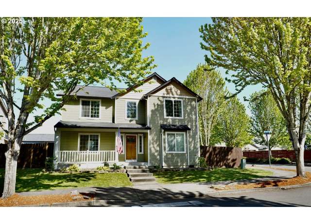 Property at 901 NW 15th Ave, Battle Ground, WA 98604, 4 beds, 2.5 baths