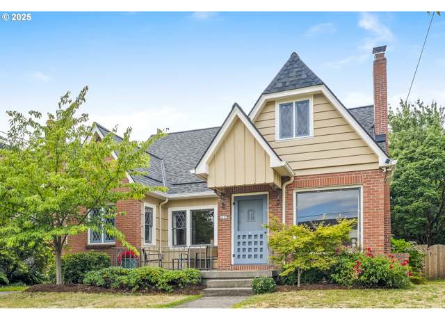 Property at 4137 NE 25th Ave, Portland, OR 97211, 4 beds, 3 baths