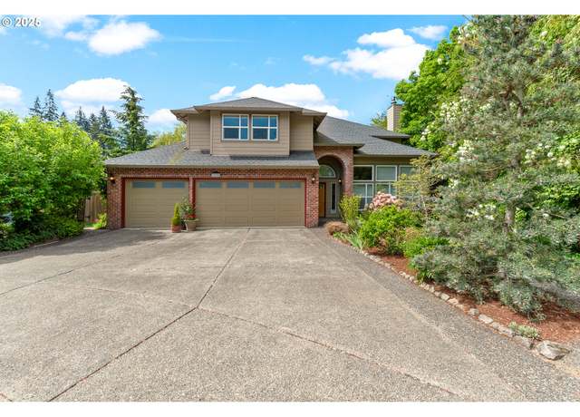 Property at 3108 NE 105th Cir, Vancouver, WA 98686, 4 beds, 2.5 baths